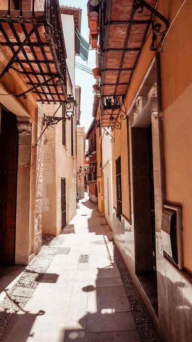 Exploring Granada Locations Solo Travelers