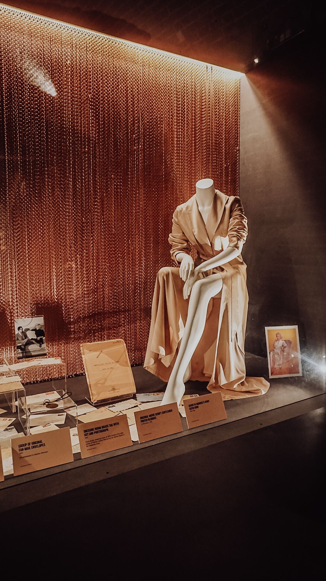 Marilyn Monroe Exhibition At Arches London Bridge